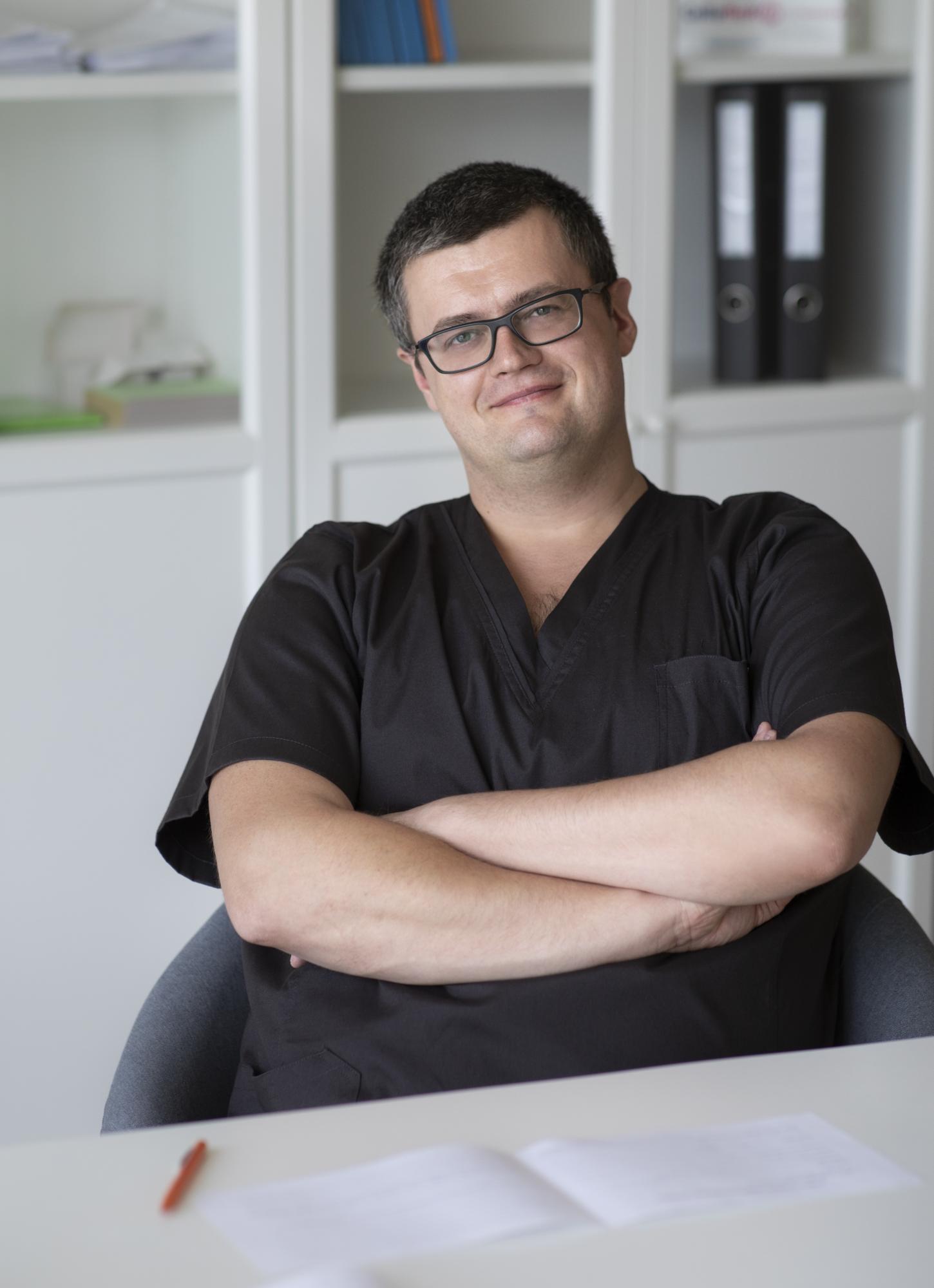 laurynas matuzonis, sporto traumos, peties skausmas